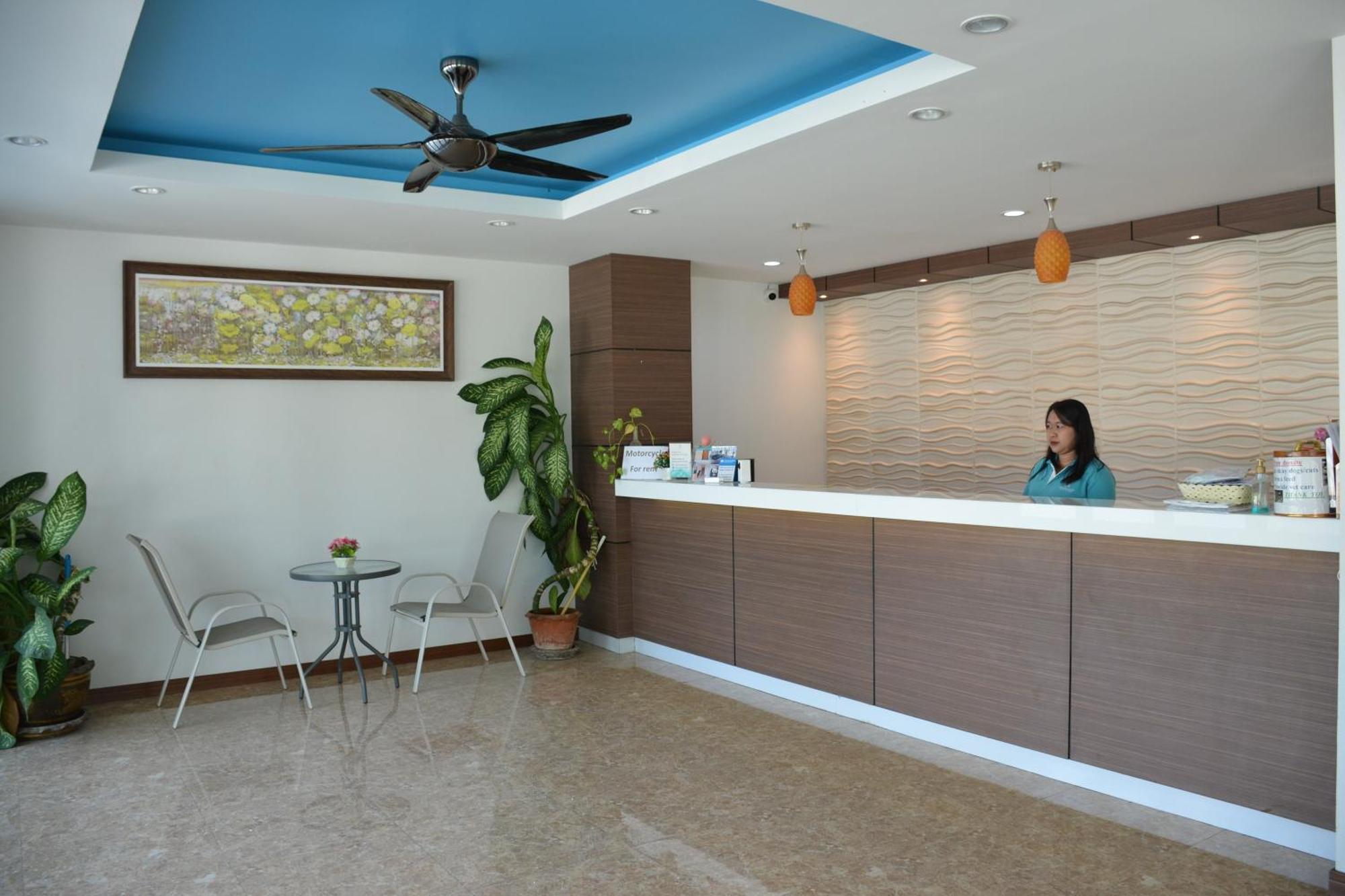 The Base Hua Hin Hotel Eksteriør billede